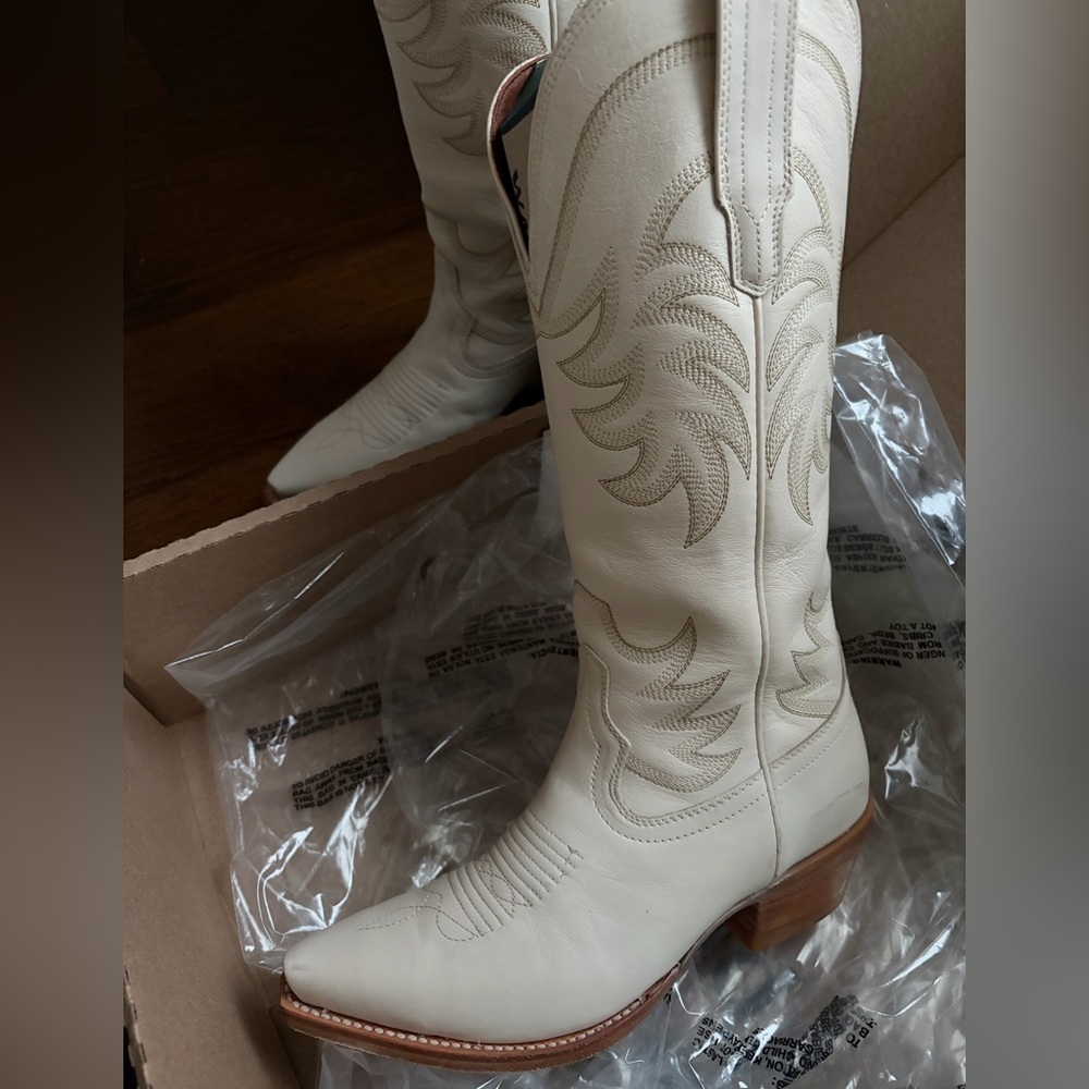 Tecovas Annie Boots - Bone - Picture 7 of 12